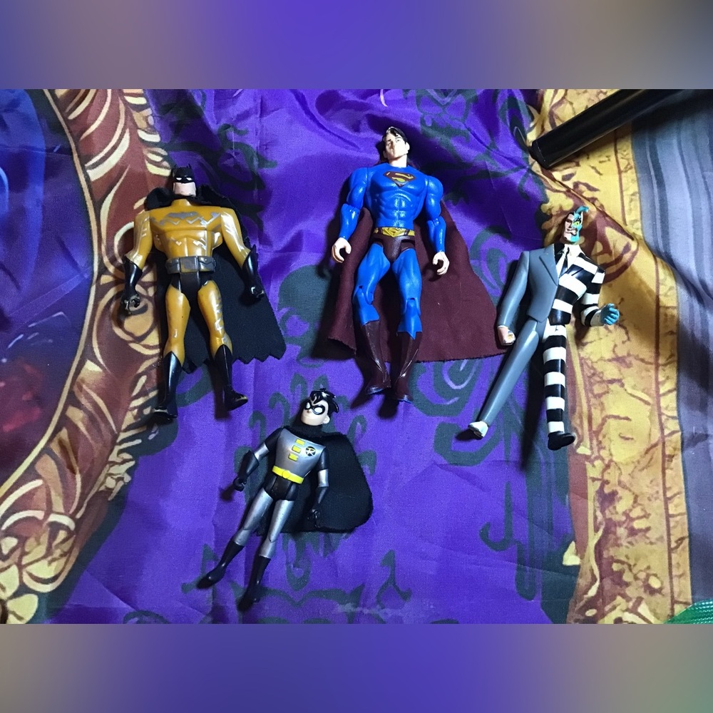 DC universe action figures bundle Batman, Robin, Superman , two-face